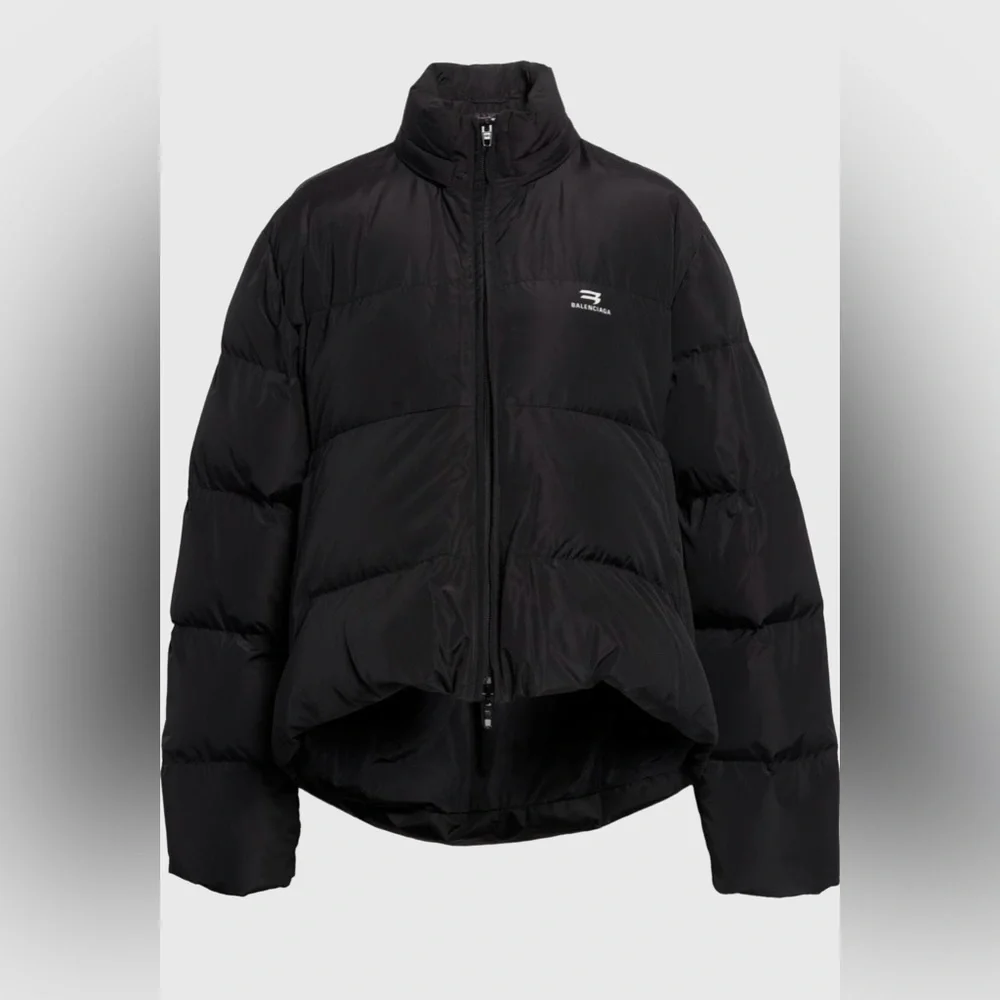 NEW WITH TAGS BALENCIAGA C SHAPED PUFFER Logo Black Sz 34 Curved Hem Jacket - Picture 4 of 14